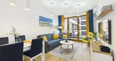 Commercial property 43 m² in Warsaw, Poland