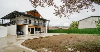 Дом 10 комнат в Тбилиси, Грузия