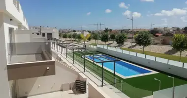 2 bedroom apartment in Pilar de la Horadada, Spain