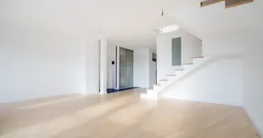 4 room apartment in Warsaw, Poland