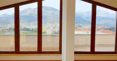 4 bedroom house in Sustas, Montenegro