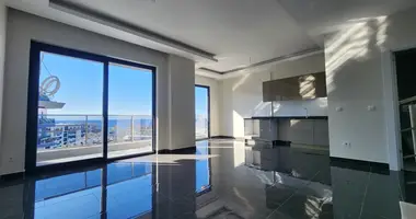 Penthouse 2 bedrooms in Mahmutlar, Turkey