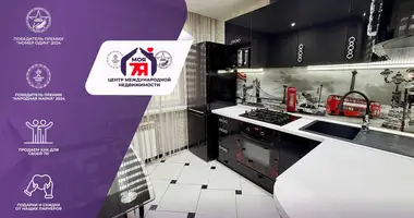 Wohnung 3 zimmer in Sluzk, Belarus