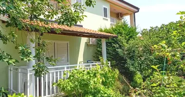 Casa 2 habitaciones en Opcina Baska, Croacia