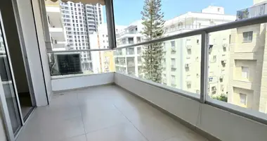 4 room apartment in Bat Yam, Israel