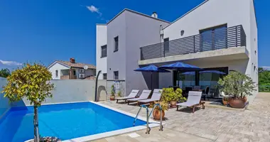 Villa 3 bedrooms in Grad Porec, Croatia