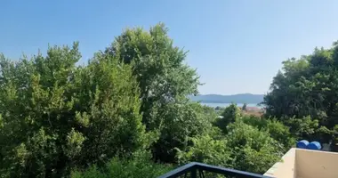 Mieszkanie 3 pokoi w Tivat, Czarnogóra