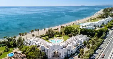 4 bedroom apartment in Dos Hermanas, Spain
