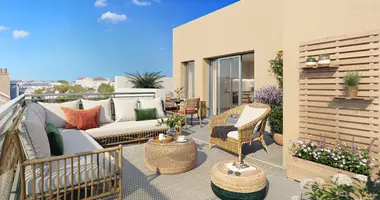 Квартира 3 спальни в Beziers, Франция