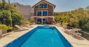 Villa 6 habitaciones en Tivat, Montenegro