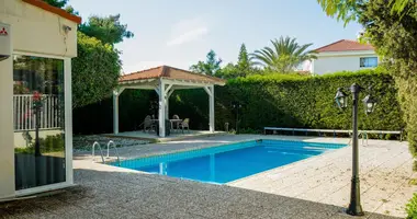 Apartamento 4 habitaciones en Agios Tychonas, Chipre