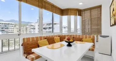 Apartamento 3 habitaciones en Dos Hermanas, Španjolska