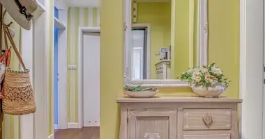 Квартира 3 спальни в Будва, Черногория