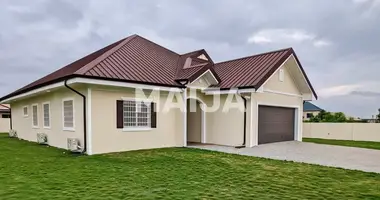 Dom 5 pokojów w Adenta Municipal District, Ghana