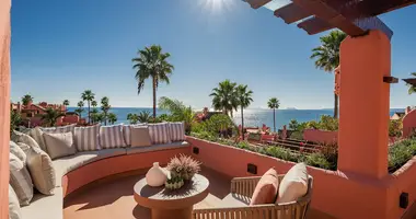 3 bedroom house in Estepona, Spain