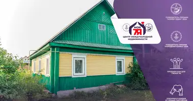 Haus in Maladsetschna, Belarus