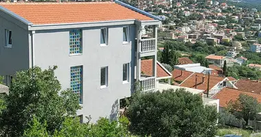 Haus 5 Schlafzimmer in Dobra Voda, Montenegro