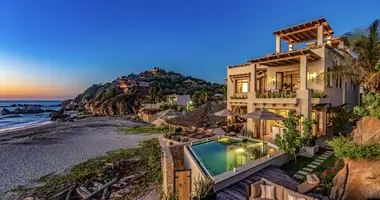 Villa 5 bedrooms in Santa Maria Huatulco, Mexico