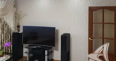 Apartamento 3 habitaciones en Kobriny, Belarús