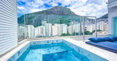 Penthouse 2 bedrooms in Regiao Geografica Imediata do Rio de Janeiro, Brazil