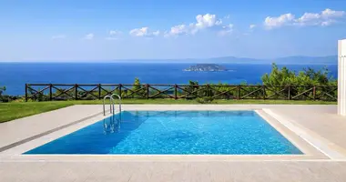Villa 4 rooms in Pefkochori, Greece
