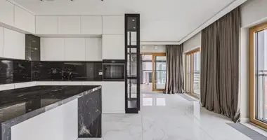 Коммерческое помещение 145 м² в Варшава, Польша