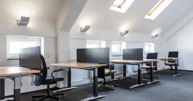 Commercial property 43 m² in Warsaw, Poland