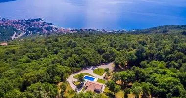 Villa 3 chambres dans Grad Opatija, Croatie