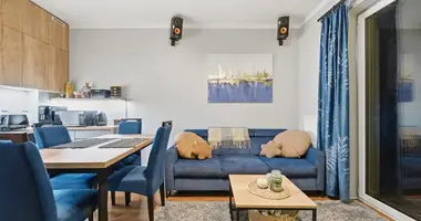 Квартира 3 комнаты в Варшава, Польша