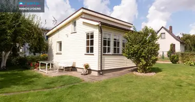 Casa en Lepsiskiai, Lituania