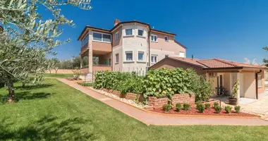 Haus 7 Schlafzimmer in Kroatien