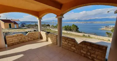 Maison 6 chambres dans Opcina Dezanovac, Croatie