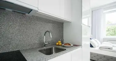 Квартира 1 комната в Варшава, Польша