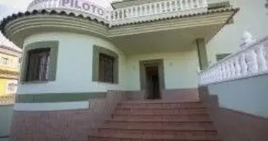 Villa 3 bedrooms in Torrevieja, Spain