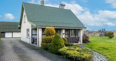 Casa en Serksnenai, Lituania