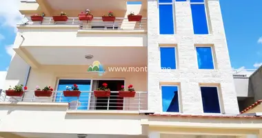 3 bedroom house in Susanj, Montenegro
