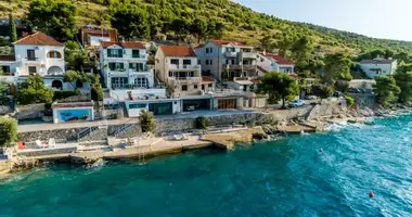 Haus 5 Schlafzimmer in Grad Sibenik, Kroatien