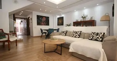3 bedroom house in Dos Hermanas, Spain