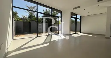 3 bedroom townthouse in Sharjah, United Arab Emirates