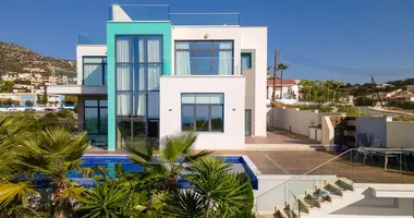 Apartamento 4 habitaciones en Peyia, Chipre