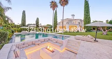 5 bedroom house in San Pedro Alcantara, Spain
