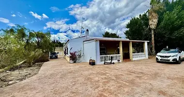 Villa 6 bedrooms in Crevillent, Spain