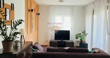 Wohnung 3 zimmer in Herceg Novi, Montenegro