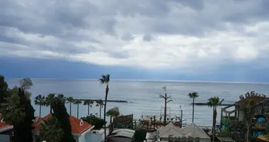 Mieszkanie 3 pokoi w Limassol, Cypr