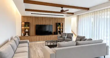 Apartamento 5 habitaciones en Limasol, Chipre