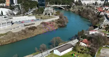 Parcela en Podgorica, Montenegro