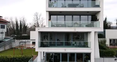 Apartamento 4 habitaciones en Zagreb, Croacia