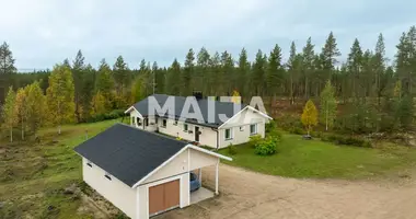 Casa 6 habitaciones en Salla, Finlandia