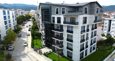 Duplex 4 chambres dans Nilufer, Turquie