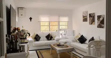 Mieszkanie 3 pokoi w Dos Hermanas, Hiszpania